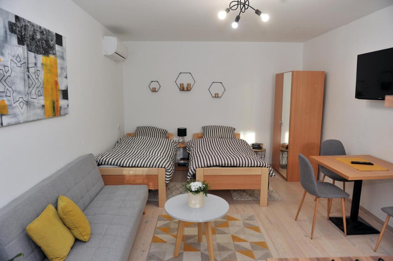 Studio Apartman Bandb Đakovo Exterior photo